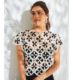 Truitje in bloempatroon gemaakt van Phildar Phil Perle 5