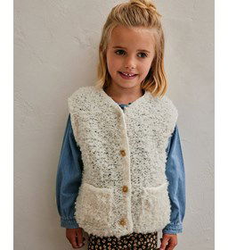 Mouwloos kindervest gemaakt van Phildar Phil Coton 3