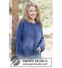 Naadloos gebreid vest met raglan welke van boven naar beneden gemaakt van knopen