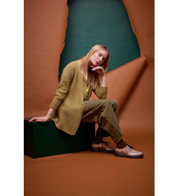 Heuplang vest gemaakt van Lang Yarns Baby alpaca