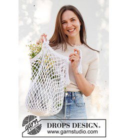 Nettas met lange schouderbanden gemaakt van Drops Paris