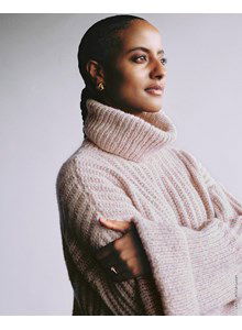 Wijde damestrui met hoge dubbele halsboord