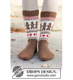 kerstsokken met Scandinavisch patroon gemaakt van Drops Nord