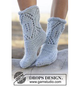 Sloffen gemaakt van Drops Snow - Eskimo