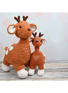 Zacht knuffelhert met gewei