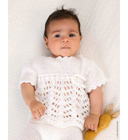 Baby tuniek met aansnoerkoordje gemaakt van Lana Grossa Cool Wool Baby