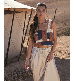 Kort topje met brede schouderbanden gemaakt van Phildar Phil Coton 3