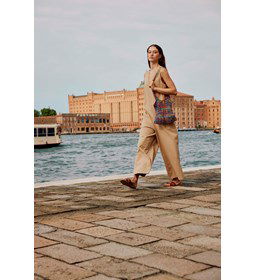 Boodschappentas Rialto in waaierpatroon gemaakt van Haaknaalden