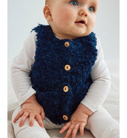 Mouwloos babyvestje gemaakt van Breinaalden