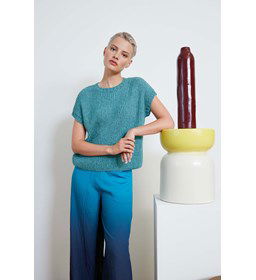 Shirt met diagonale lijn gemaakt van Lang Yarns Vaya