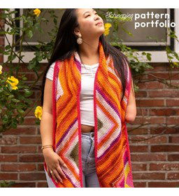 Sjaal Zinnia Zigzag Scarf gemaakt van Scheepjes Colour Crafter