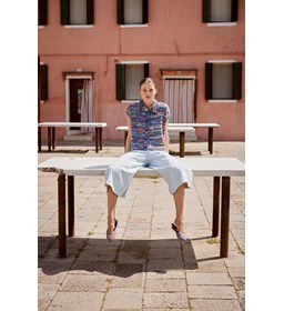 mouwloos jasje Jule met reverskraag gemaakt van Rondbreinaald nr 3 - 3,25