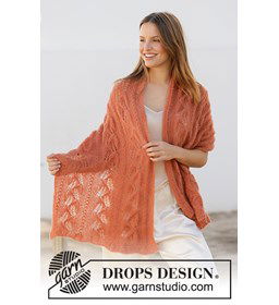 Omslagdoek gemaakt van Drops Brushed Alpaca Silk