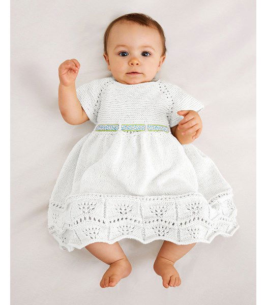 Breipatroon Babyjurkje met korte vlindermouwen