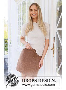 Korte damesrok met aansnoerkoord in de taille