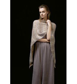 Cape gemaakt van Lang Yarns Valerie (op=op)