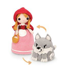 Omkeerbare roodkapje en de wolf gemaakt van Scheepjes Catona 25 en 10 gram