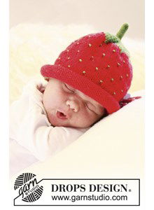 Gebreide aardbei of blauwe bessen muts.