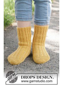 Dandelion Days Socks