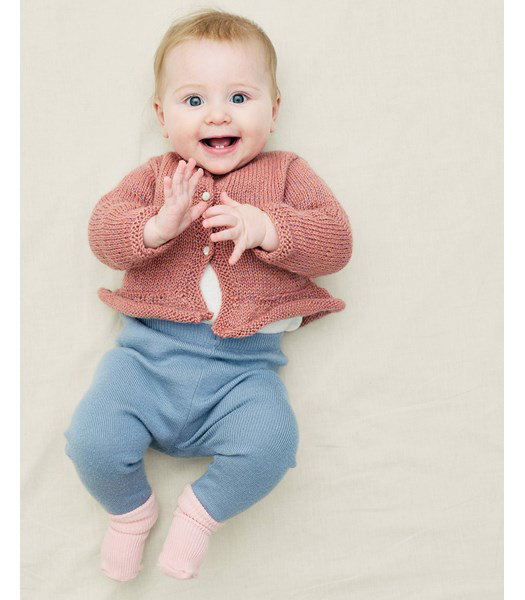 Breipatroon babyvest Ortance met gerimpeld schootje