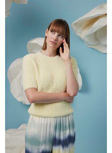 Breipatroon super zachte damestrui liv met korte mouwen gemaakt van Lang Yarns Velvet