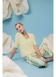 Donzige damesvest Bella met korte mouwen