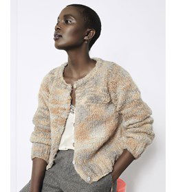 Damesvest gemaakt van Breinaalden