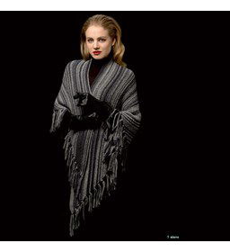 Sjaal gemaakt van Lang Yarns Minerva (op=op)