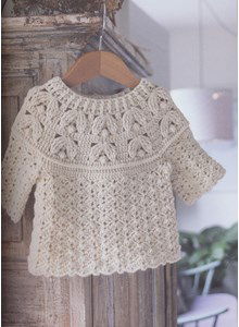 Baby truitje met bloempatroon