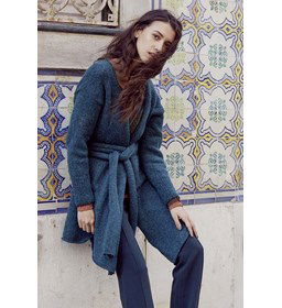 Vest voor dames gemaakt van Lang Yarns Wooladdicts Respect