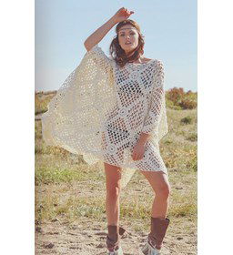 Dames poncho gemaakt van DMC Natura medium