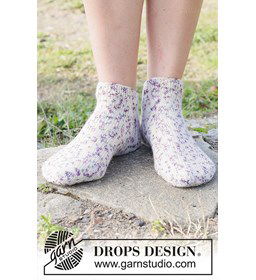 Sprinkle Splash Socks gemaakt van Drops Fabel