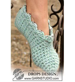 slofjes gemaakt van Drops Glitter en glimdraad