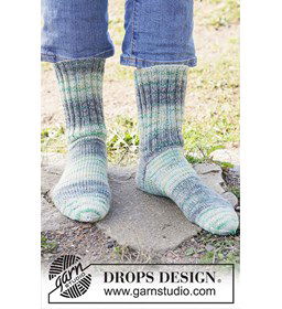 Seeking Higher Plains Sokken gemaakt van DROPS Fiesta