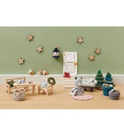 Ricorumi poes in kabouter wereld gemaakt van Decoratie en miniaturen