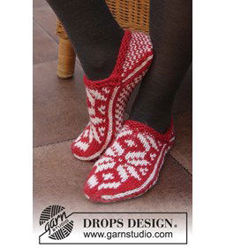 Sloffen met Noors patroon gemaakt van Drops Nepal