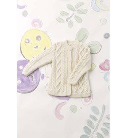 Kindervestje  gemaakt van Lang Yarns Merino 120 en 120 Color