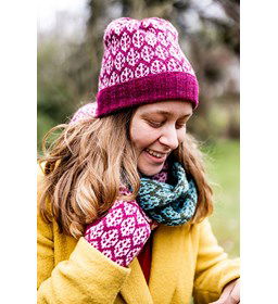 Colsjaal Breien met kleur Urmond gemaakt van Scheepjes metropolis