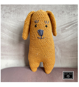 Juf Sas knuffel Haas gemaakt van Lang Yarns Quattro, Quattro Lame en Quattro color