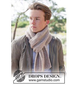 Gebreide herensjaal in boordsteek met punnikrand gemaakt van Naaiartikelen