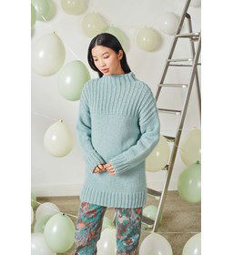 Lange damestrui met hoge kraag gemaakt van Lang Yarns Lace Lame