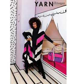 Omslagdoek met diagonale banen gemaakt van Scheepjes Merino soft