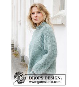 Gehaakte damestrui met opstaand halsboordje gemaakt van Drops Air