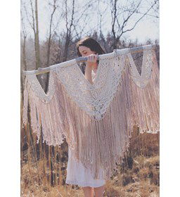 Wandkleed gemaakt van Durable Macrame