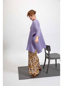 Damesvest met verticaal ribbelpatroon