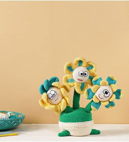 Bloemenpotje gemaakt van Scheepjes Cahlista