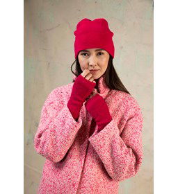 Polswarmers met hartpatroon gemaakt van Lang Yarns Cashmere Lace