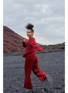 Damestrui met brede kabels