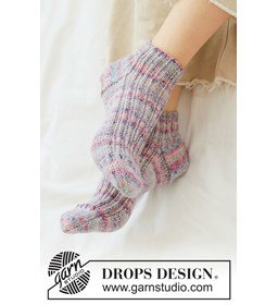 Gebreide sokken met boordsteek | Top-down patroon gemaakt van Breinaalden zonder knop