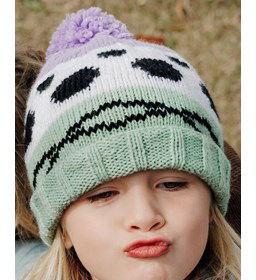 Kindermuts met verschillende inbreipatronen gemaakt van Phildar Phil Partner 3,5